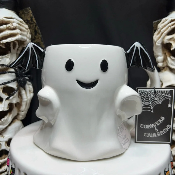 Cupcakes & Cashmere Halloween Black & White Ceramic Bat Coffee Mug - 22 FL. OZ - Picture 2 of 12